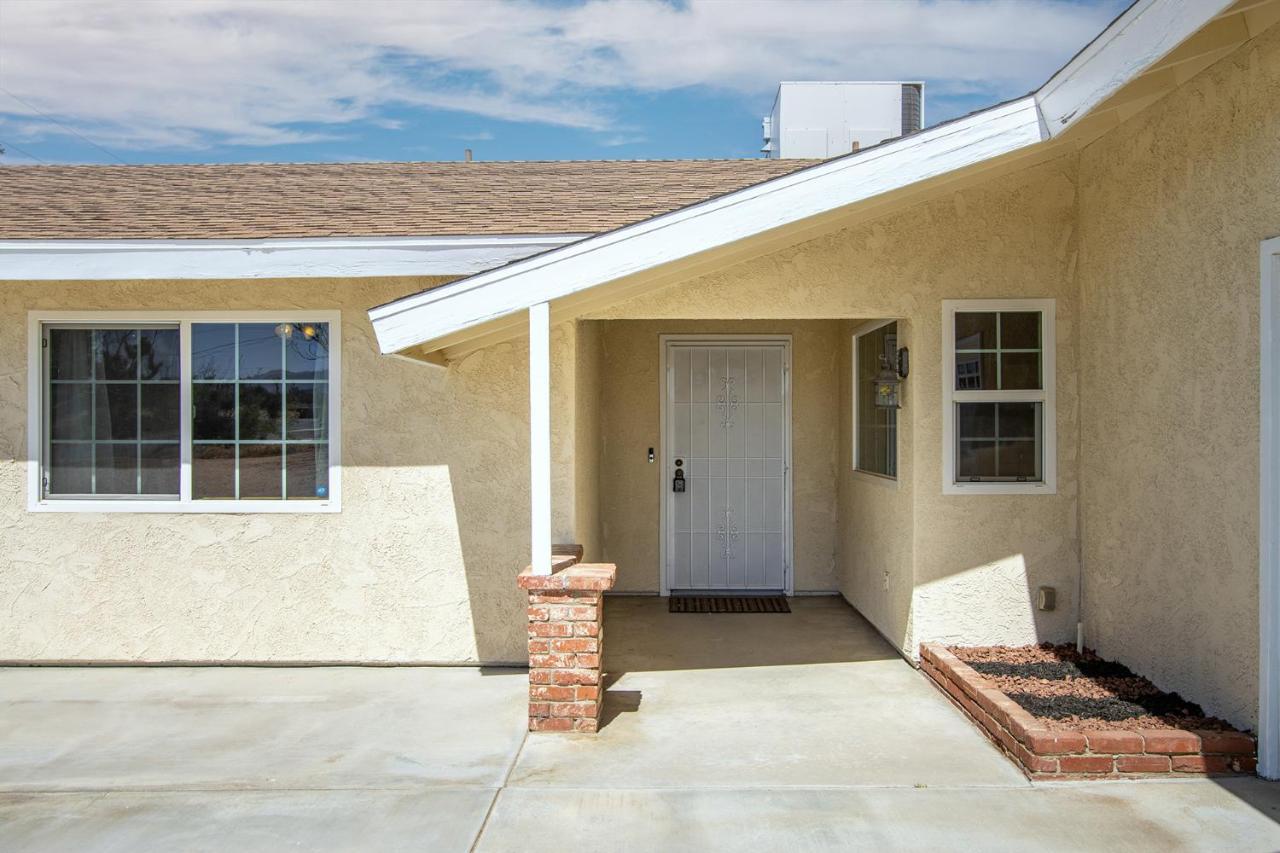 Peaceful Home With Nature Views & Trail Access Yucca Valley Exteriör bild